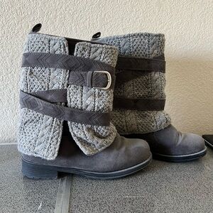 Muk lil grey boots